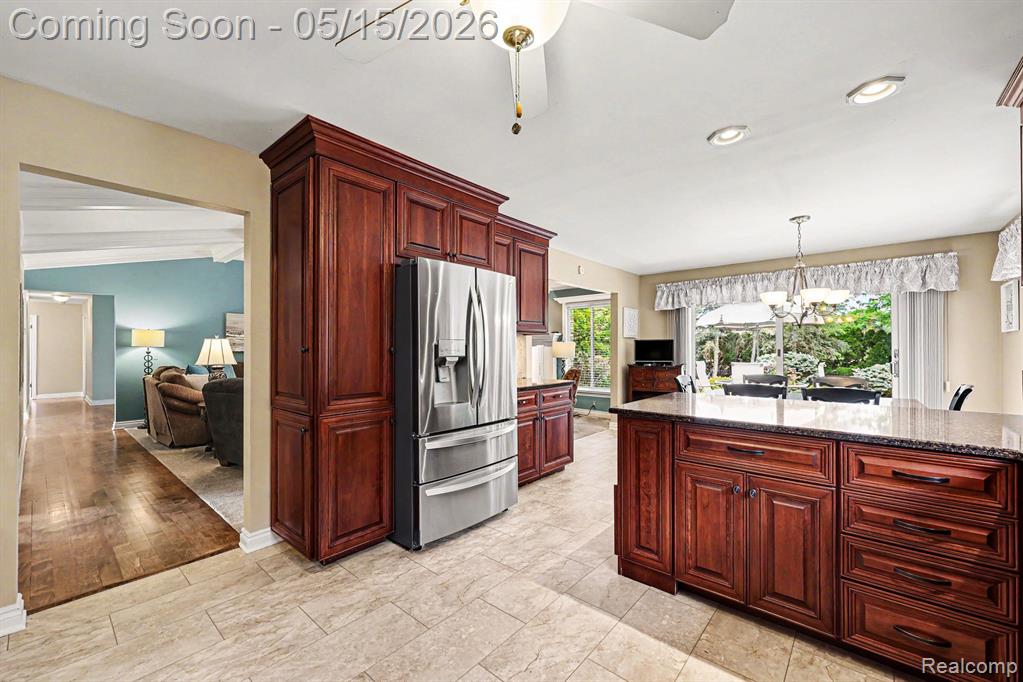 11921 Raintree Court, Utica, MI 48315 — Photo 9