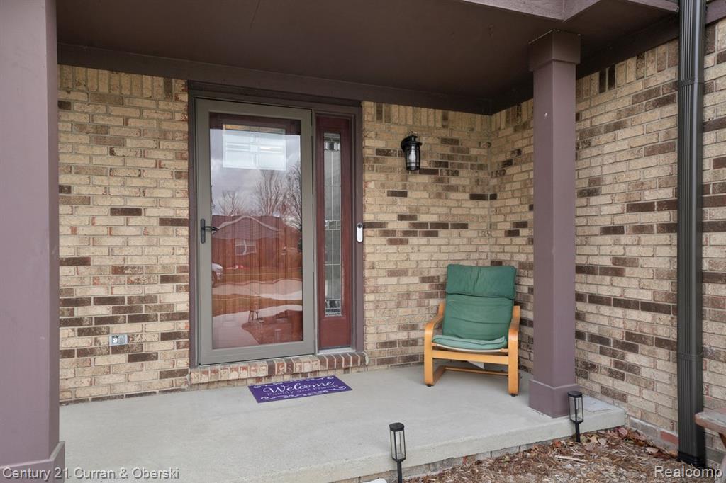 21539 Deerfield Drive, Woodhaven, MI 48183 — Photo 4