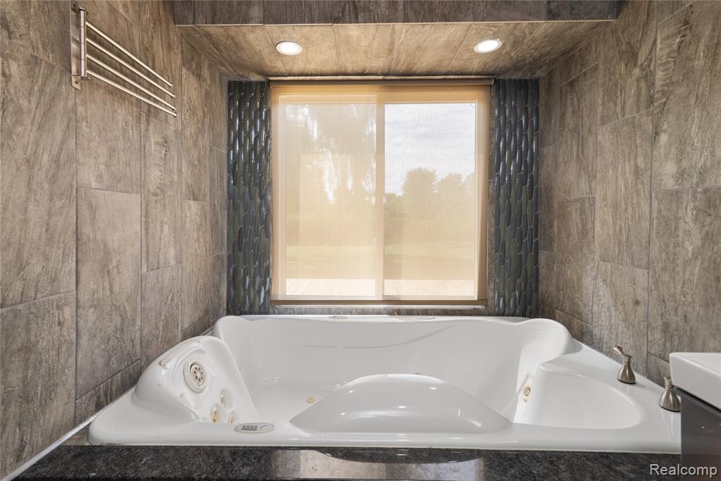 8145 Lindsey Road, Casco, MI 48064 — Photo 35