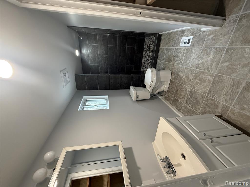 7149-7163 Burpee Road, Grand Blanc, MI 48439 — Photo 40