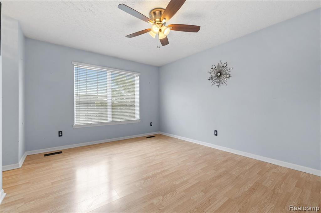 112 Turtle Trace, Pinckney, MI 48169 — Photo 18