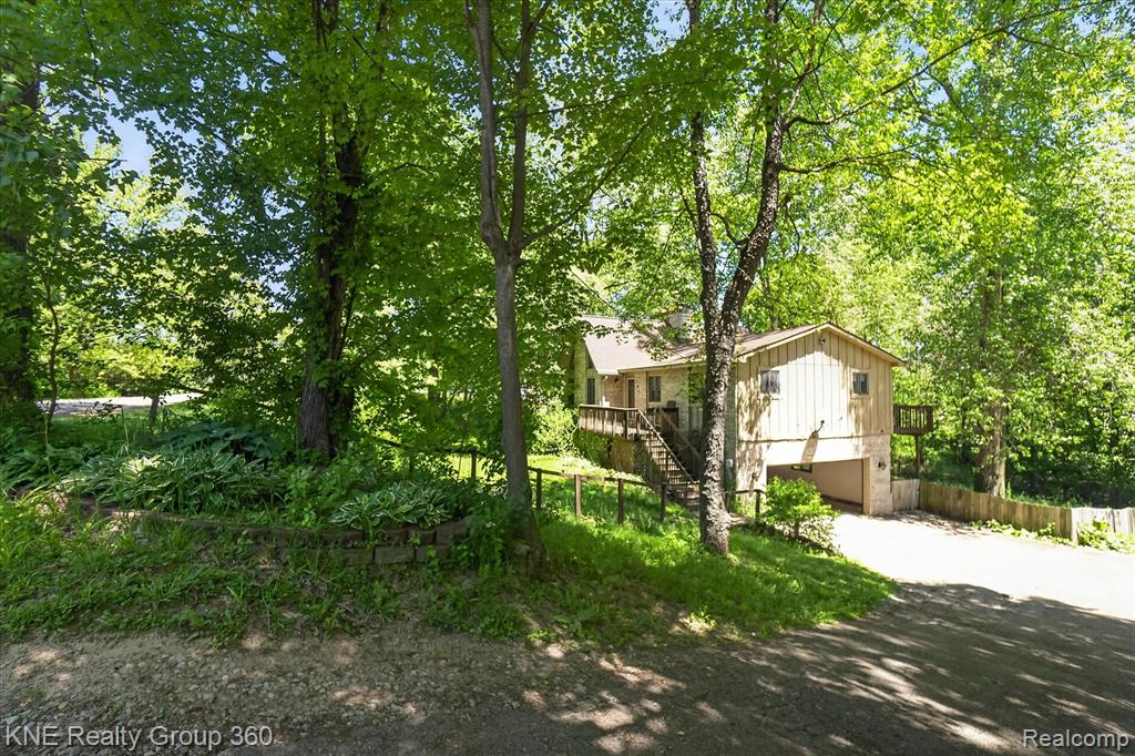 751 Maury Place, Howell, MI 48843 — Photo 3