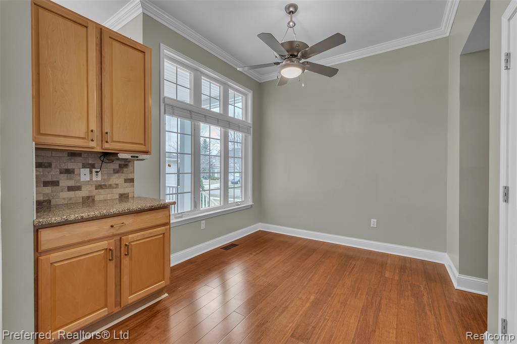 985 Watersedge Court, Oxford, MI 48371 — Photo 33