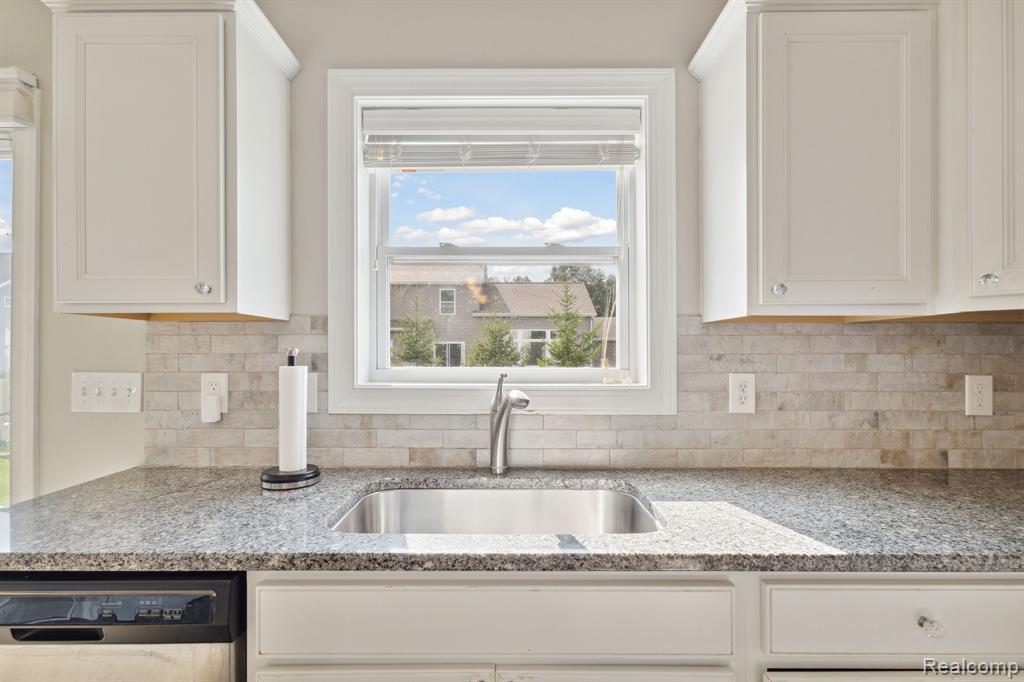7236 Waltham Drive, Kalamazoo, MI 49009 — Photo 16