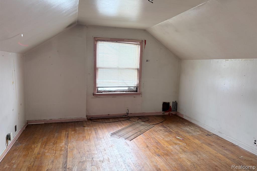 20300 Hickory Street, Detroit, MI 48205 — Photo 11