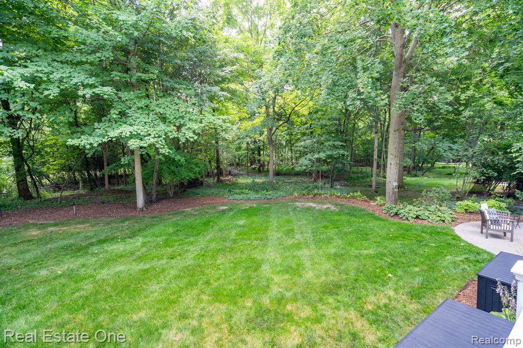 4794 RIVERS EDGE Drive, Troy, MI 48098 — Photo 53