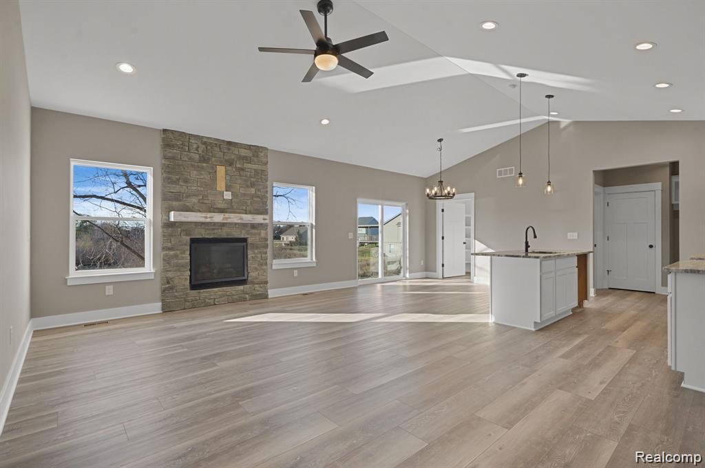 8504 Forest Glen Drive - Photo 4