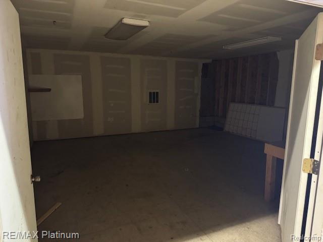 9901- B GRAND RIVER AVE, Brighton, MI 48116 — Photo 3