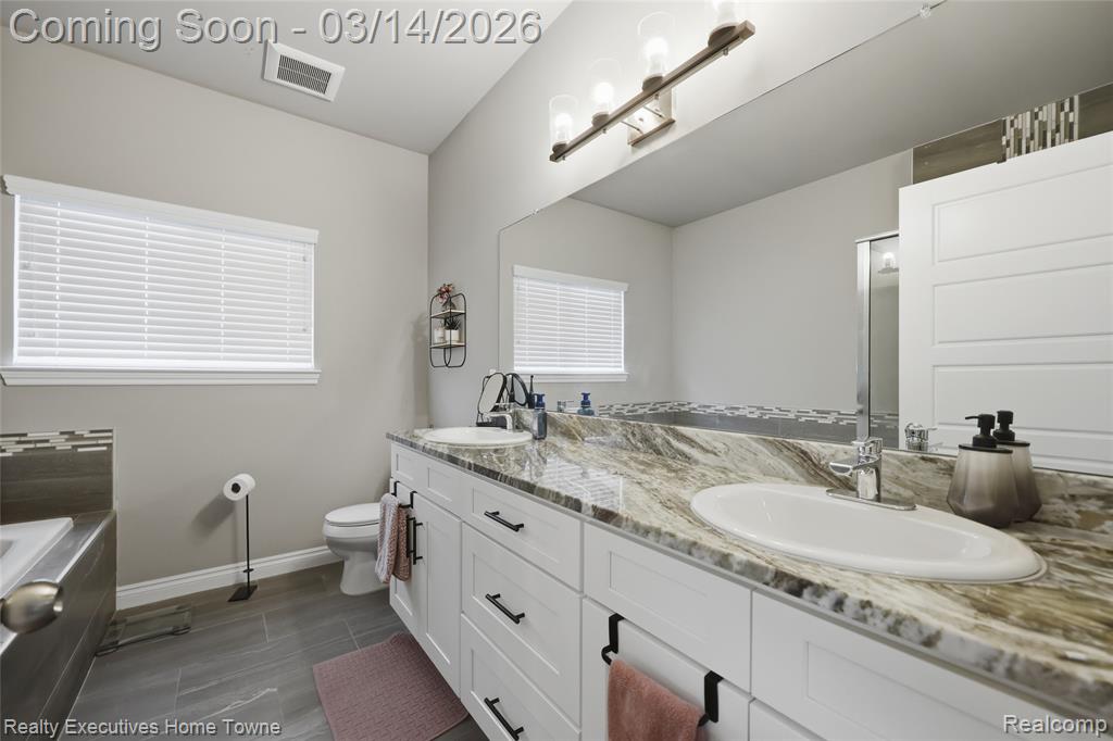 24655 Brookshire Drive, Macomb, MI 48042 — Photo 25