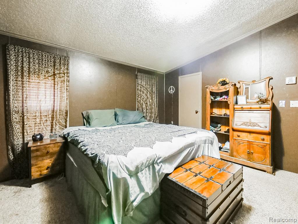 2015 Plum Street, Clarkston, MI 48348 — Photo 17
