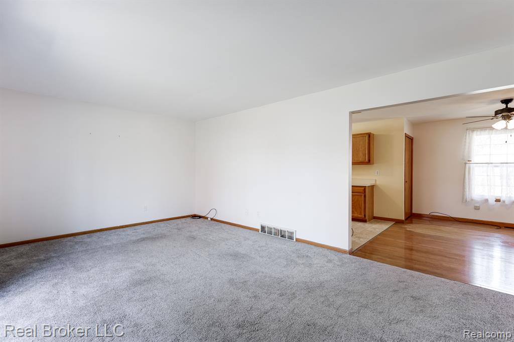 516 ALLEN Street, Clio, MI 48420 — Photo 9
