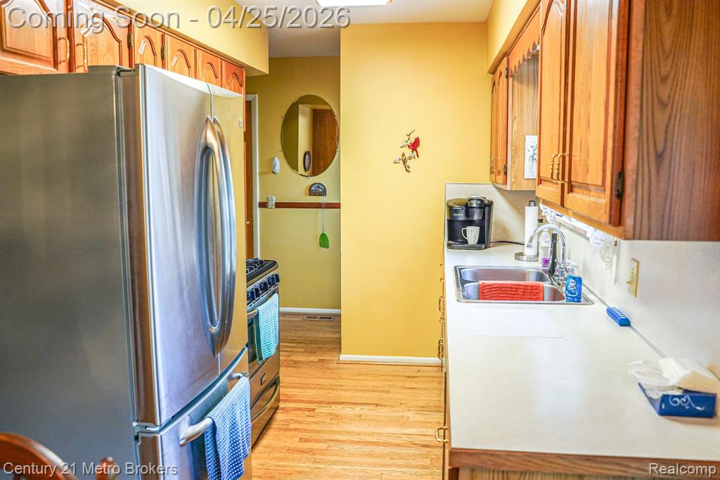 5481 Tipperary Lane, Flint, MI 48506 — Photo 8