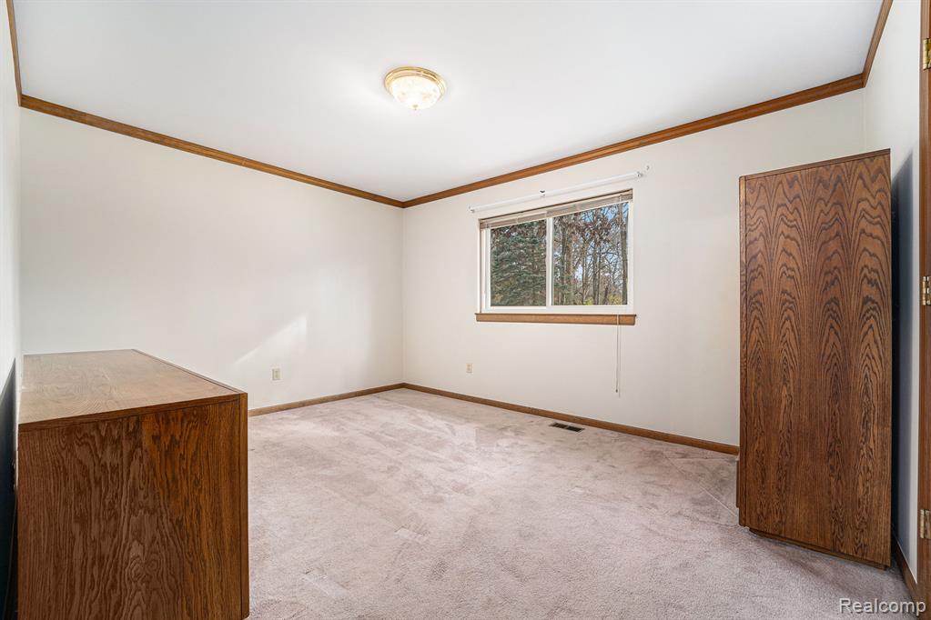 48796 Palmyra Drive, Shelby Twp, MI 48317 — Photo 8