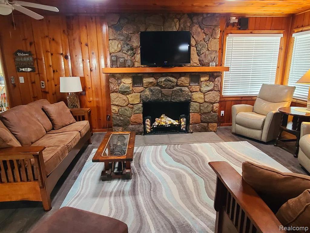 7710 N Us Highway 23, Oscoda, MI 48750 — Photo 16