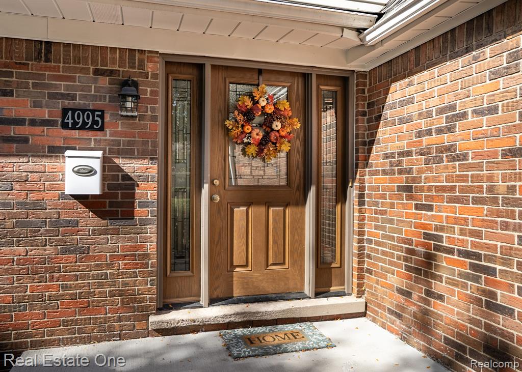 4995 Stoddard Drive, Troy, MI 48085 — Photo 35
