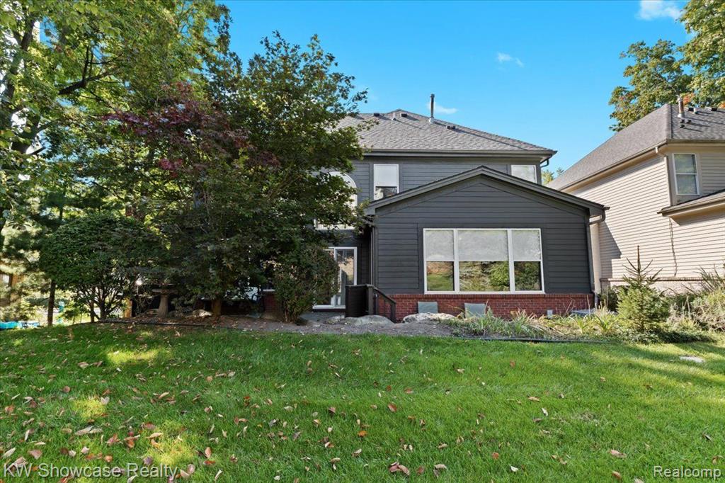 595 E COMMERCE Street, Milford, MI 48381 — Photo 29