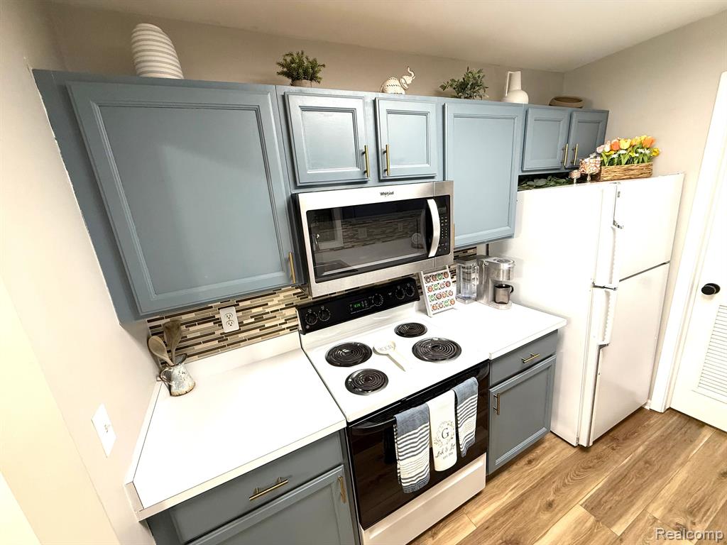 56467 CHESAPEAKE Trail, Utica, MI 48316 — Photo 10