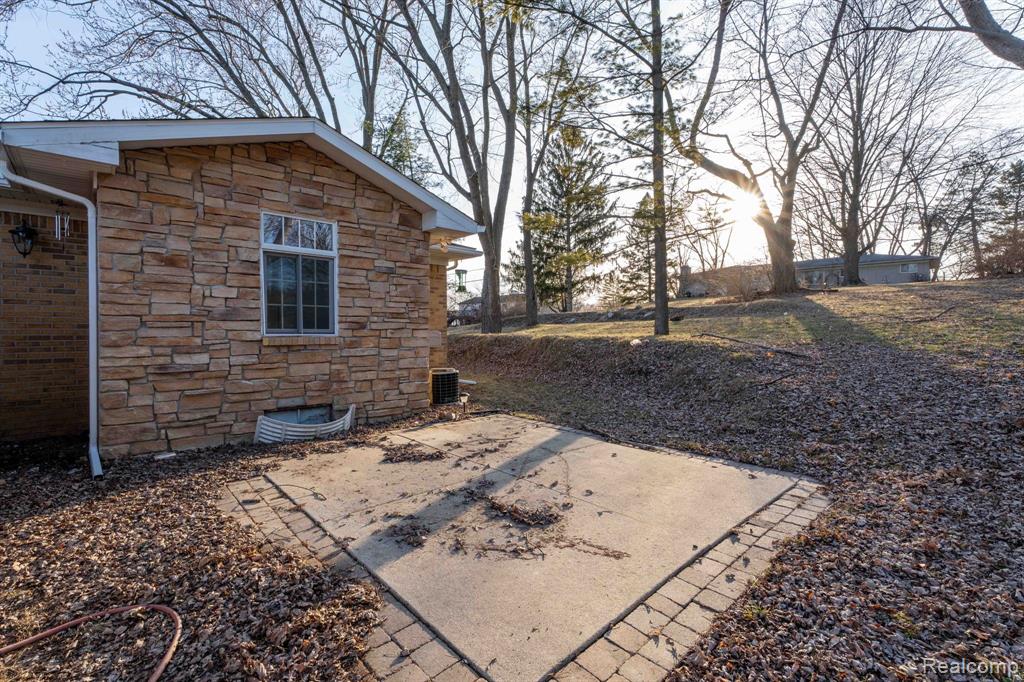 780 Bow Lane, Waterford, MI 48328 — Photo 59