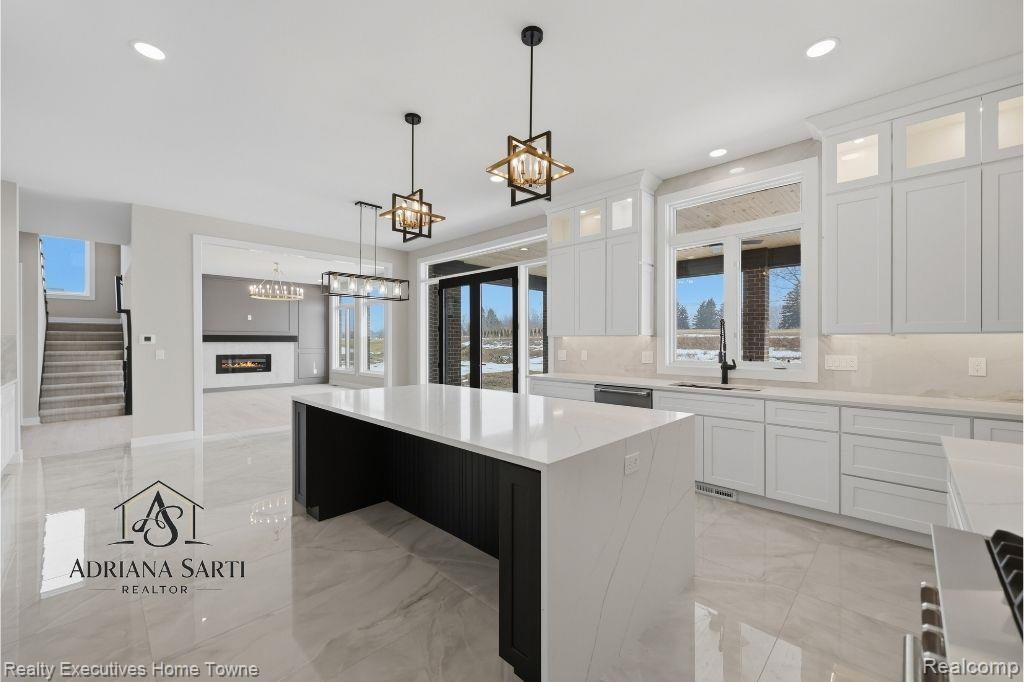 67748 Overlook Trail, Washington, MI 48095 — Photo 2