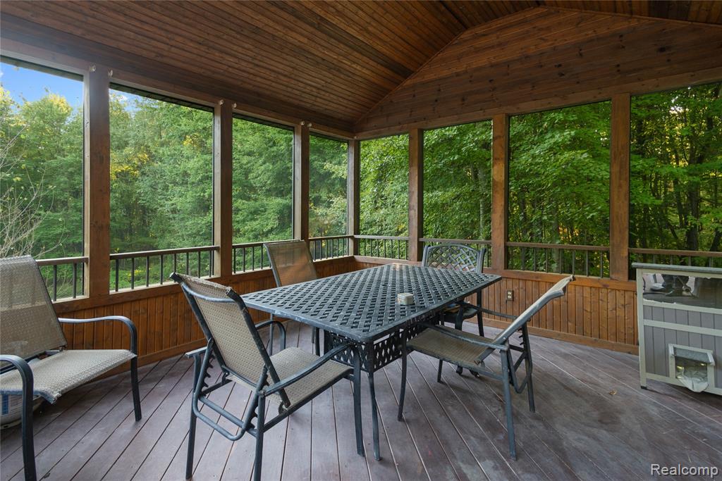 5090 Stone Oak Drive, Jackson, MI 49201 — Photo 36