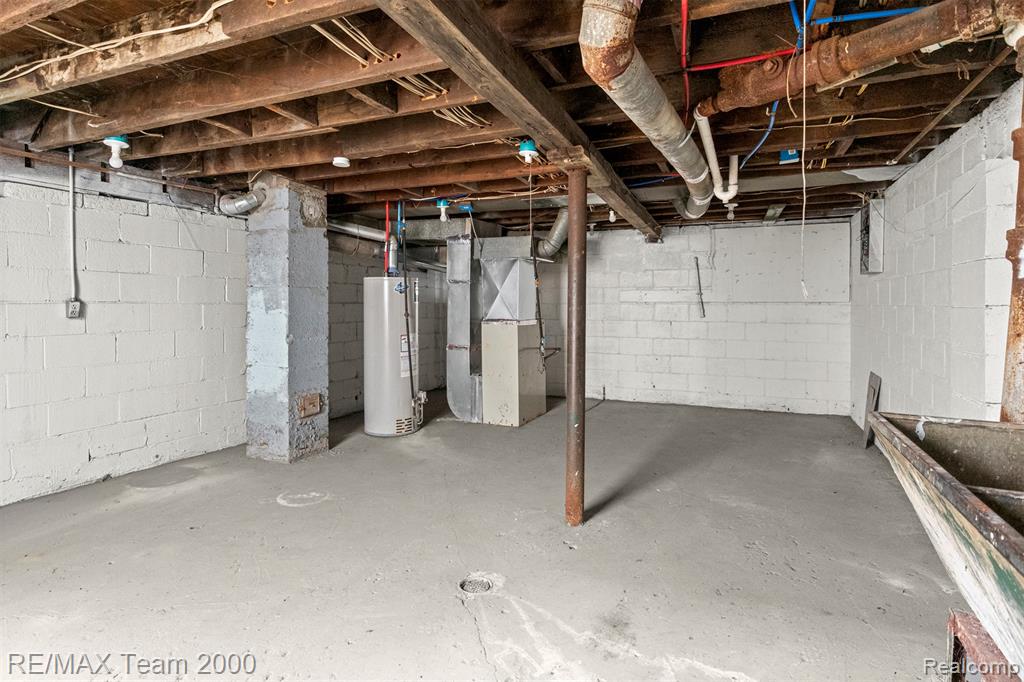 21304 Glen Lodge Road, Royal Oak, MI 48220 — Photo 41