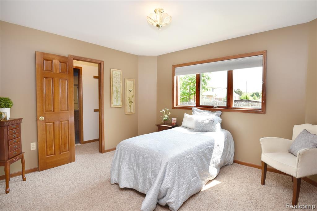 960 Eckford Drive, Troy, MI 48085 — Photo 22