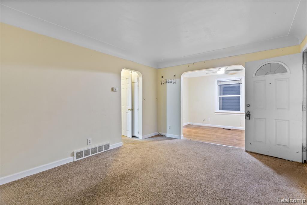 4168 Kingston Street, Dearborn Heights, MI 48125 — Photo 3