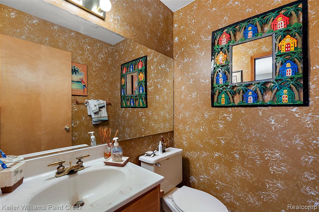 436 Orchard Street, Wyandotte, MI 48192 — Photo 26
