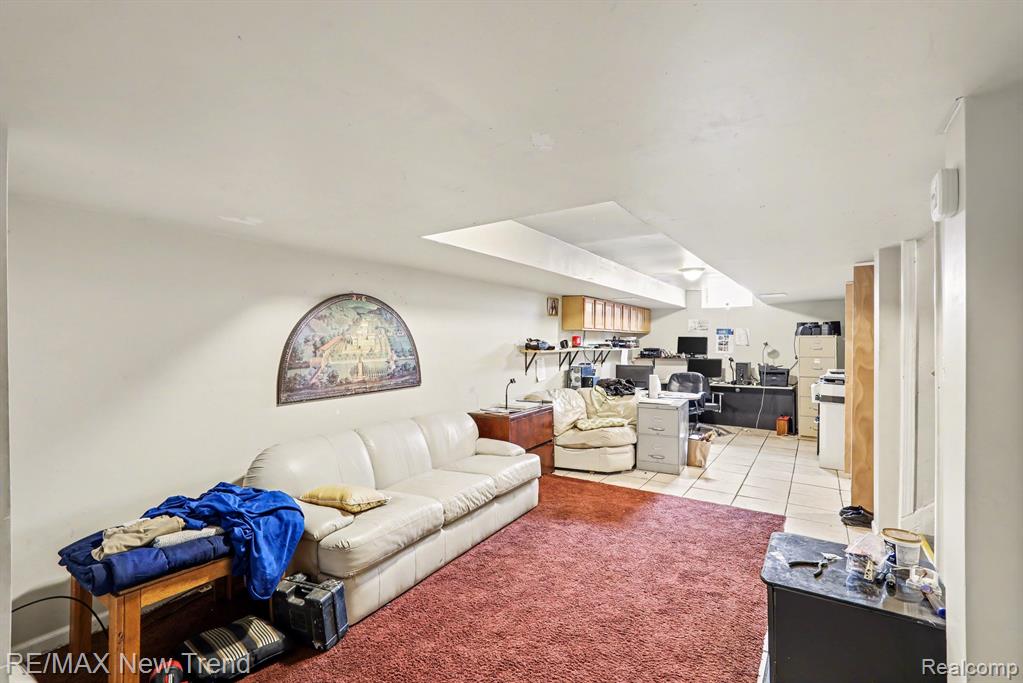2174 Middlebelt Road, West Bloomfield, MI 48324 — Photo 25