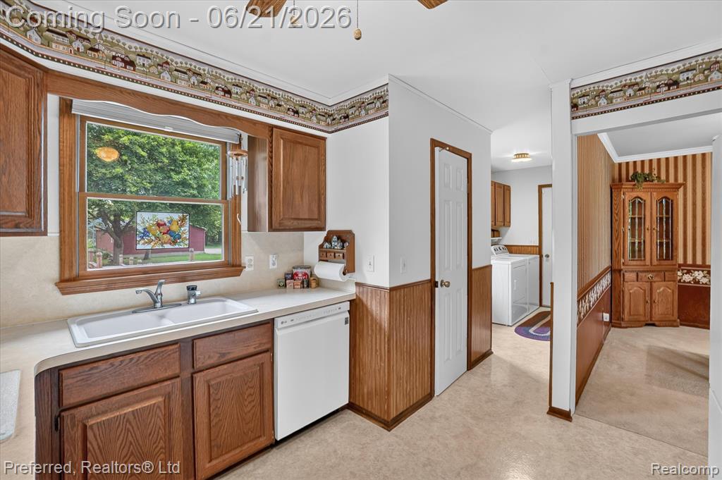 9065 E Richfield Road, Davison, MI 48423 — Photo 15