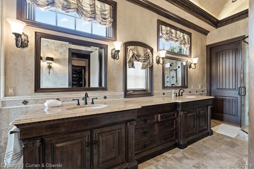 18939 Bella Vista Court, Northville, MI 48168 — Photo 30