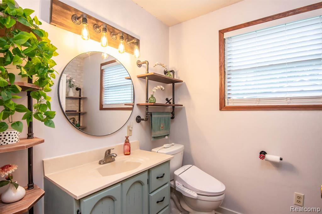 2433 E Fox Road, Lincoln, MI 48742 — Photo 11