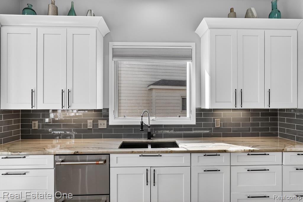 1088 Eagle Nest Drive, Milford, MI 48381 — Photo 22