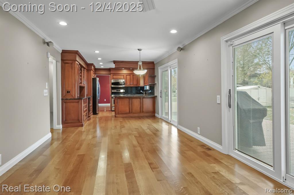 4147 Greensboro Drive, Troy, MI 48085 — Photo 17