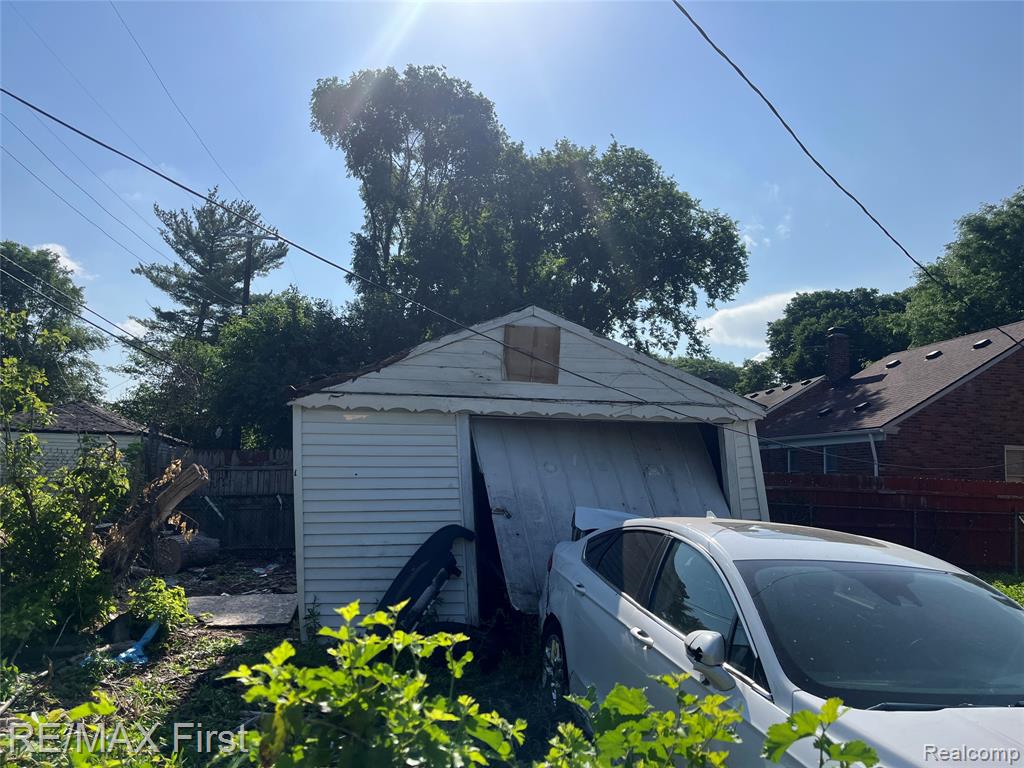 14101 E State Fair Street - Photo 3