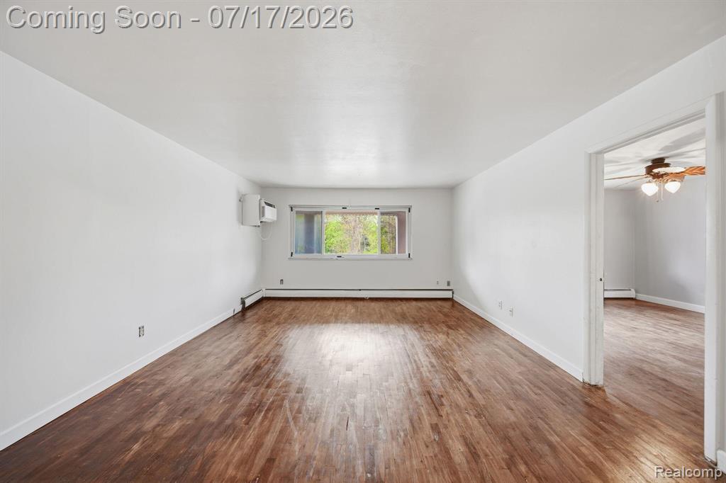 525 Fairbrook Street, Northville, MI 48167 — Photo 9