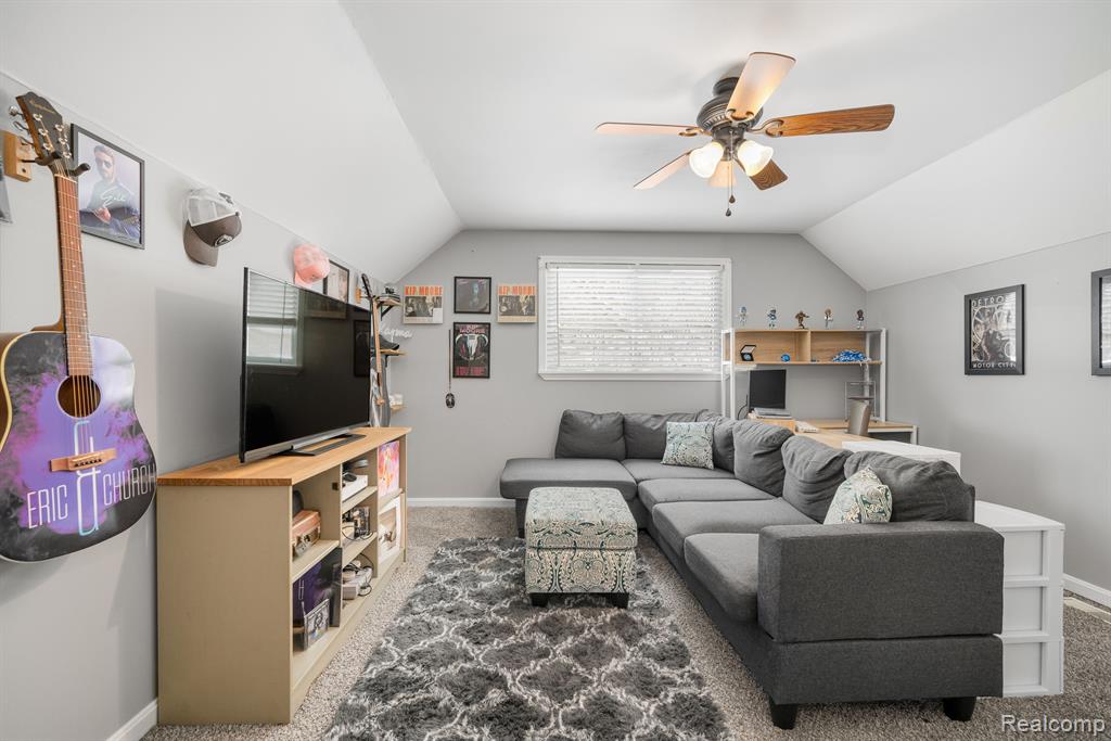7631 LAKE PARK Road, Ira, MI — Photo 19