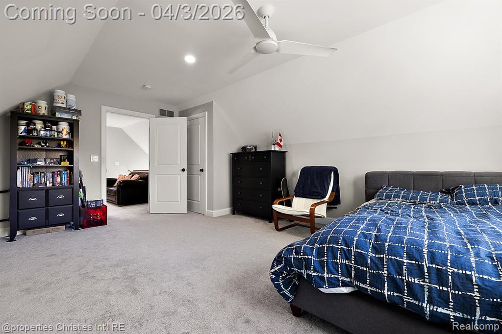 929 N Pleasant Street, Royal Oak, MI 48067 — Photo 36