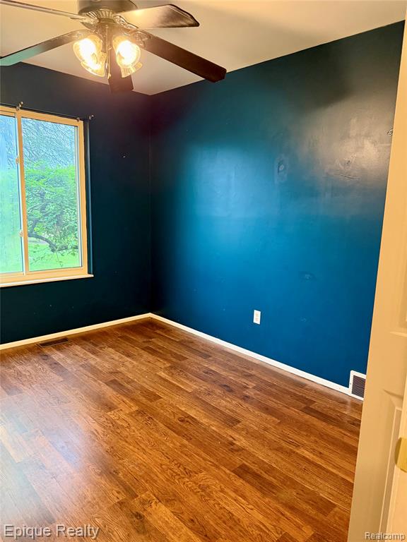 620 Carpenter Road, Flushing, MI 48433 — Photo 10