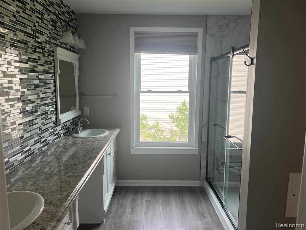 7753 Turrillium Lane, Waterford, MI 48327 — Photo 9
