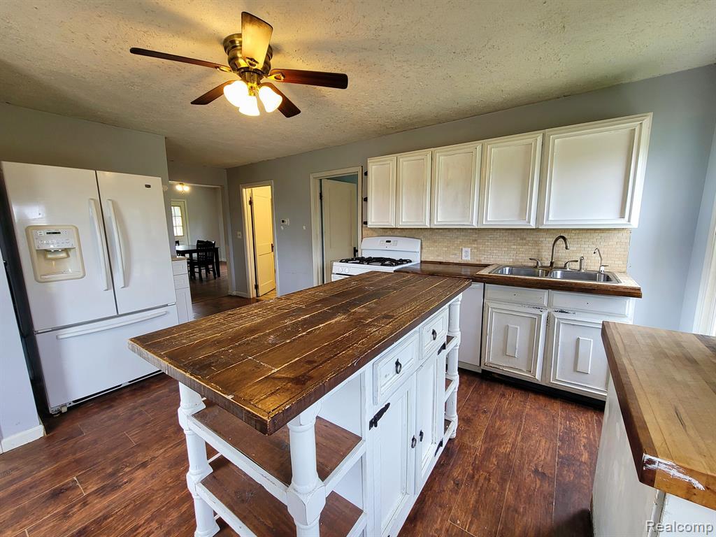 2694 MILLER Road, Riley, MI — Photo 5