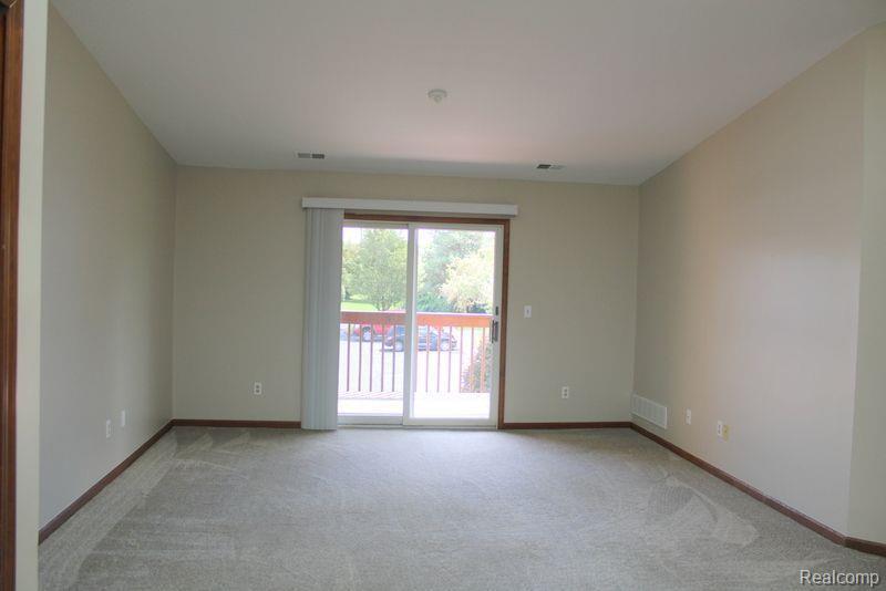 1235 HARBOUR Drive, Trenton, MI 48183 — Photo 3