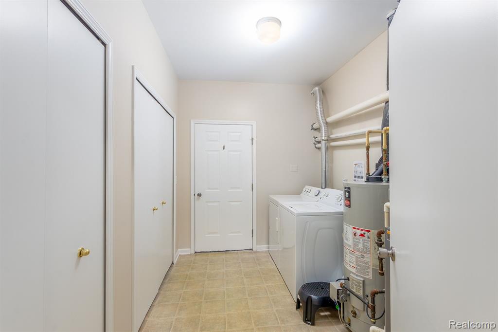 3446 Kneeland Circle, 28, Howell, MI 48843 — Photo 17