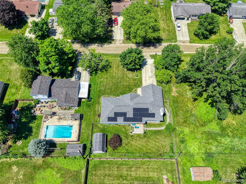 5382 Meadowlawn Road, Fowlerville, MI 48836 — Photo 43