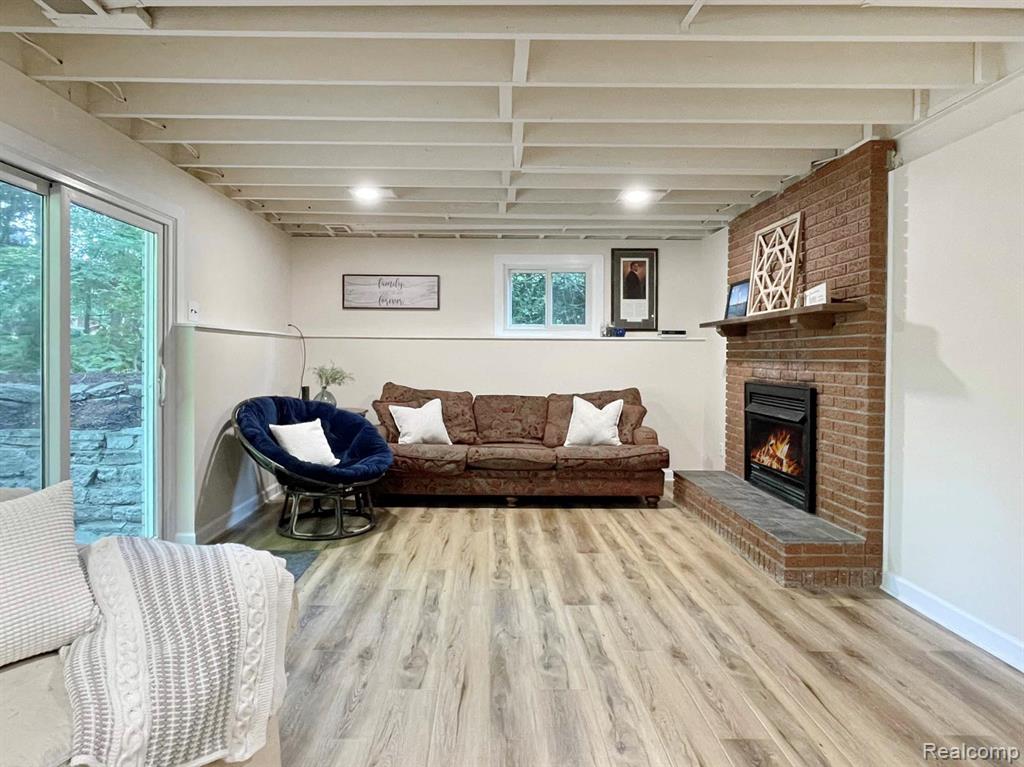 5753 Thorny Ash Road, Rochester, MI 48306 — Photo 28