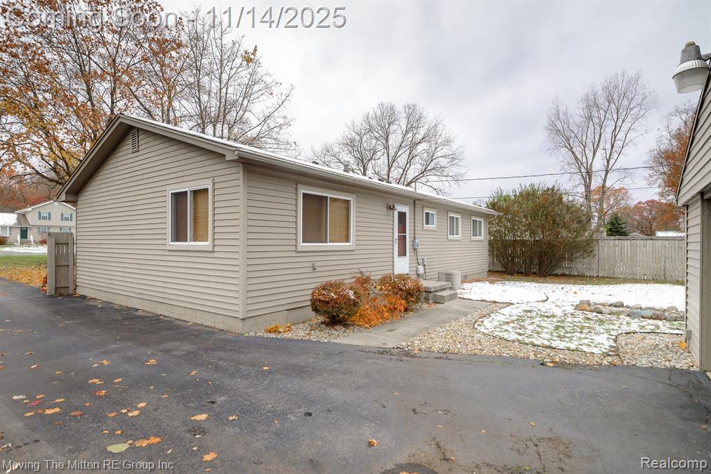 13377 Rawsonville Road, Belleville, MI 48111 — Photo 32