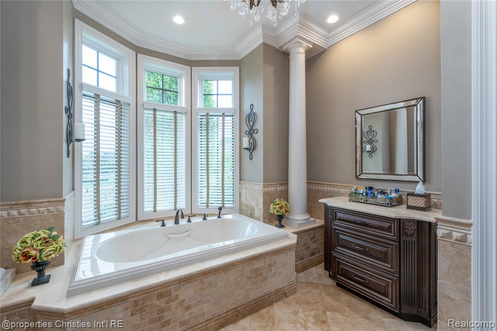 48928 Barola Court, Northville, MI 48167 — Photo 33