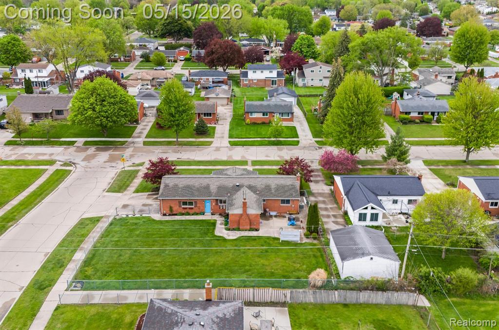 40769 Flagstaff Drive, Sterling Heights, MI 48313 — Photo 30