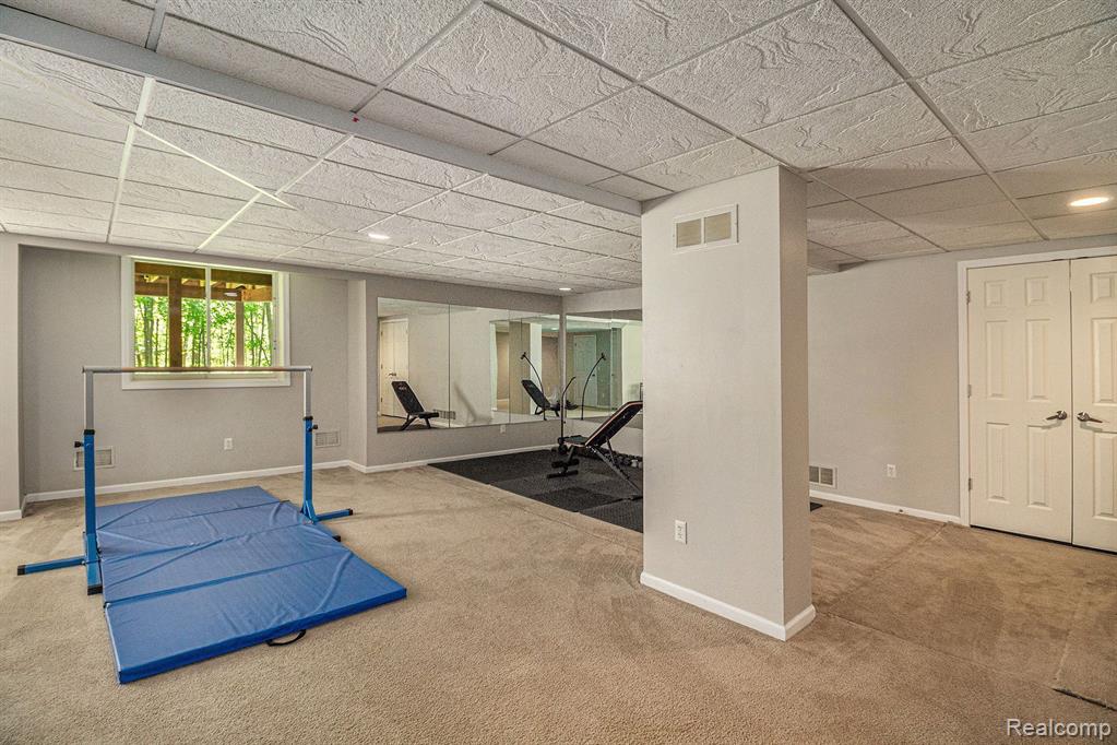 4804 EAGLE SPRINGS Court, Clarkston, MI 48348 — Photo 37