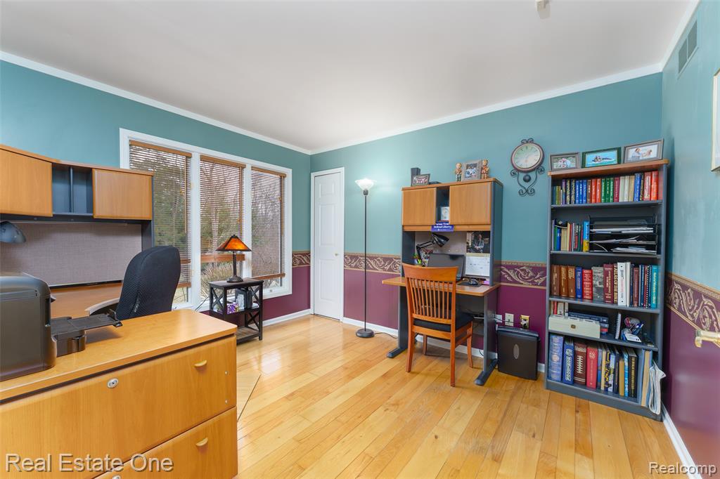 167 Forest Valley Court, Pinckney, MI 48169 — Photo 18